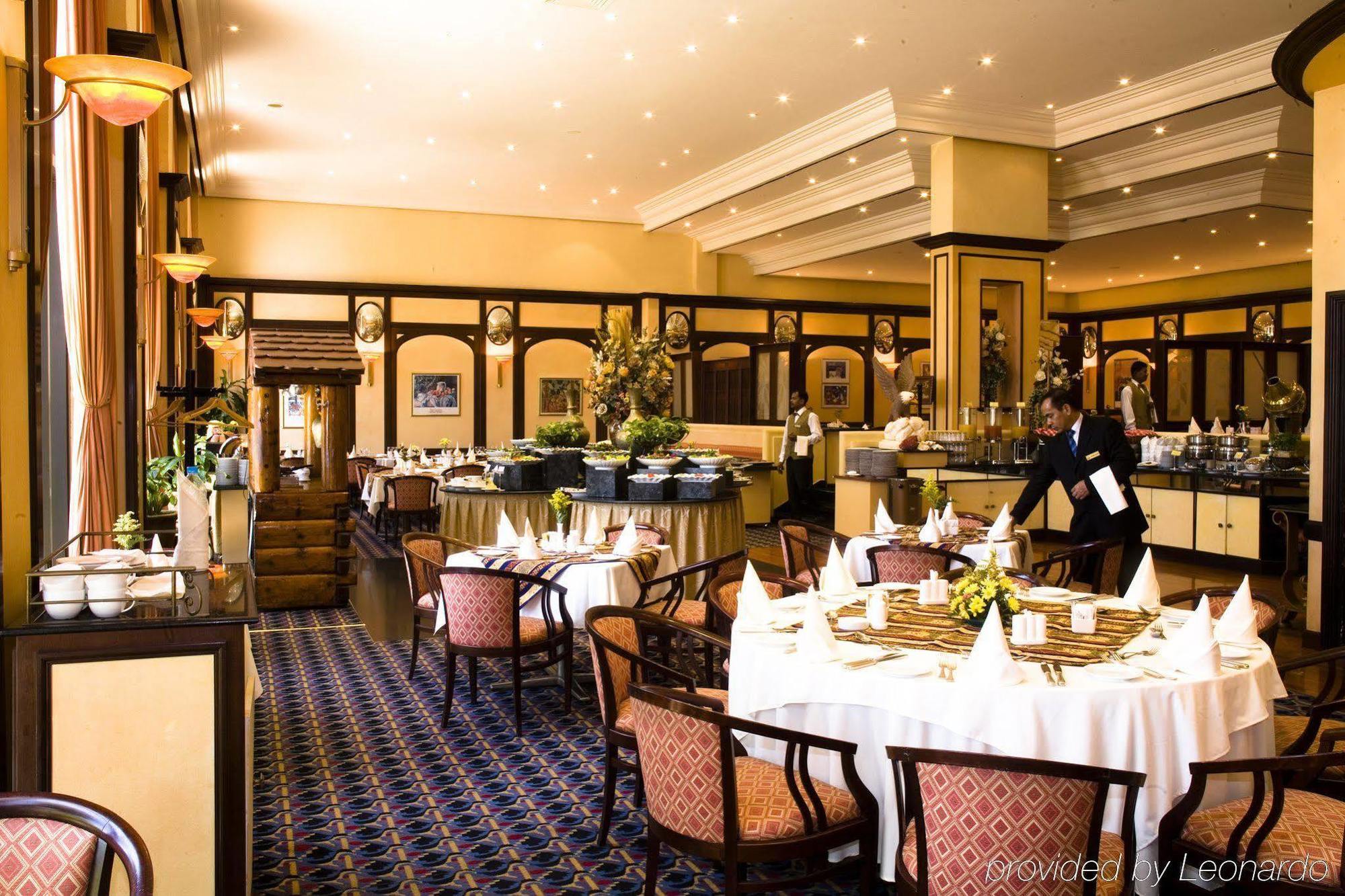 Mena Red Sea Palace DDjeddah Restaurant photo
